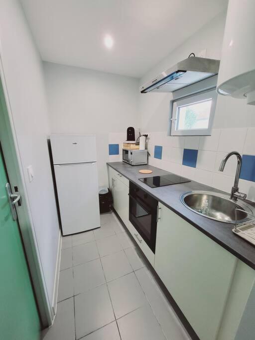 Appartement Proche St Denis "Appart 3" Pierrefitte sur Seine Bagian luar foto